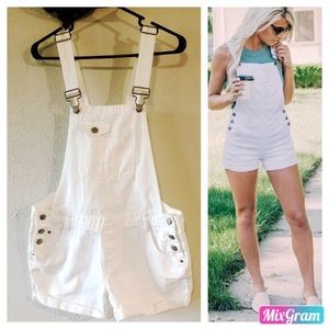 White vintage lei overall shorts